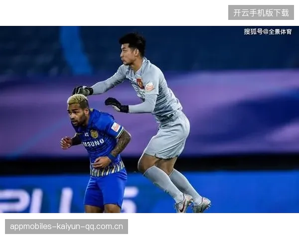 赛后评分曝光：全队低分，他独拿满分——逆境中的英雄崛起